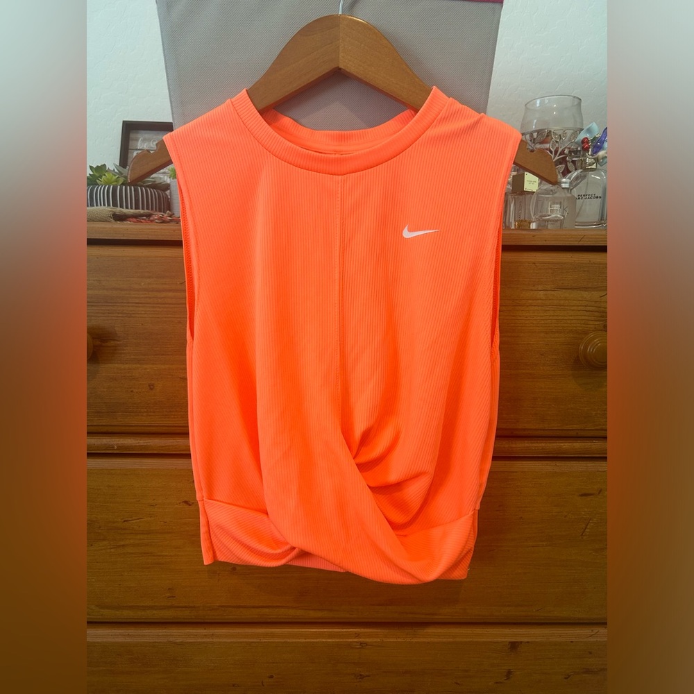 NIKE Dri-Fit Cropped Tank